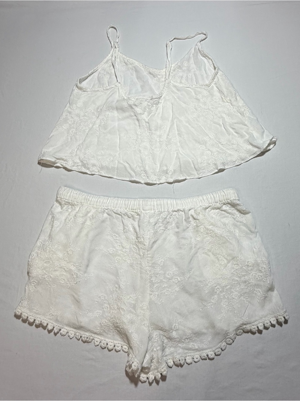 White Lace Trim cami and Shorts Set - Picture 6 of 8
